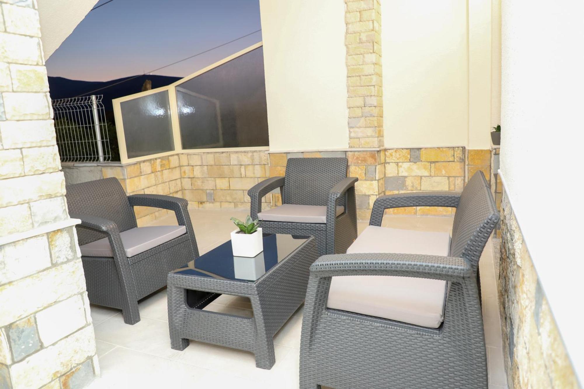 Guesthouse Kazazi Berat Ngoại thất bức ảnh